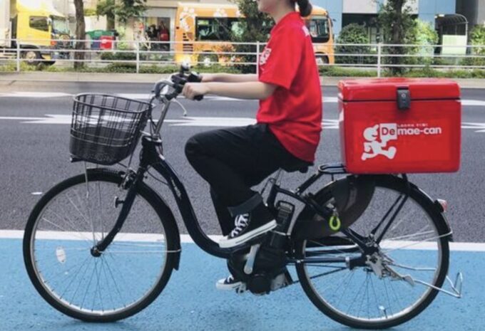 出前館 自転車配達員