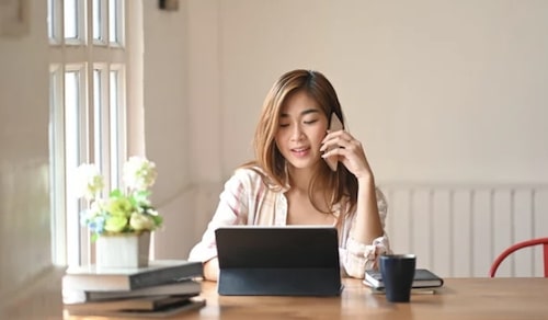 タクシーを前日予約する方法①タクシー会社に電話する